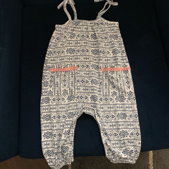 Jessica Simpson Other - Jessica Simpson 12M Romper Jessica Simpson Other - Jessica Simpson 12M Romper